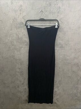 PrettyLittleThing Black Strapless Maxi Dress